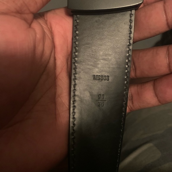 Louis Vuitton Belt Initiales - Picture 8 of 8